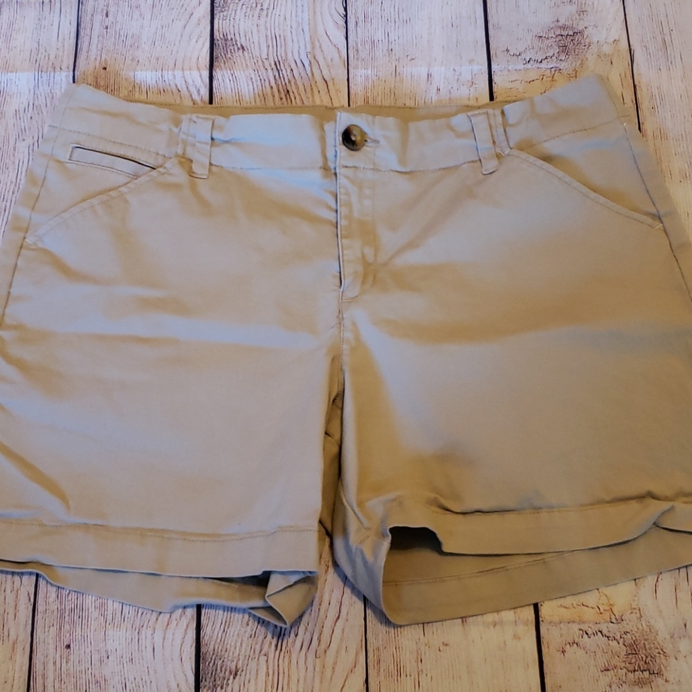 Khaki shorts